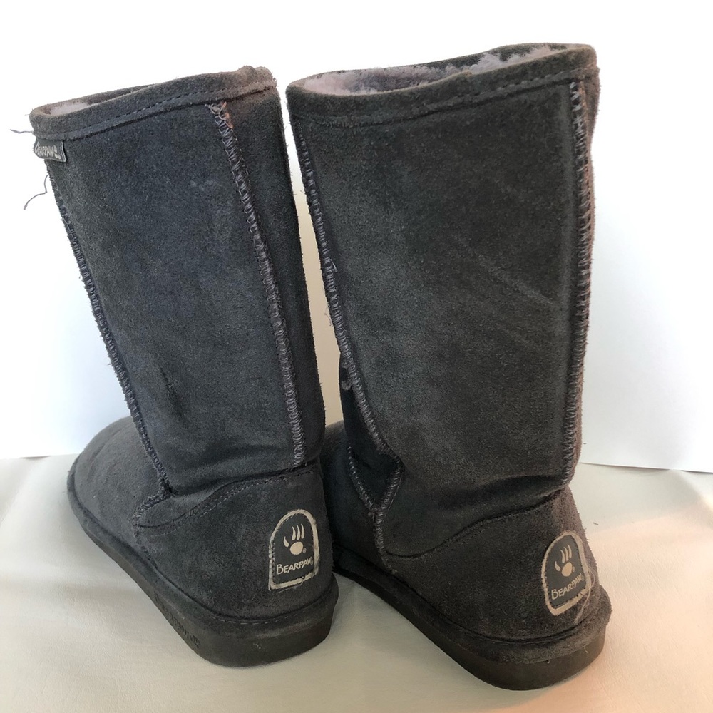 Bearpaw classic grey boots